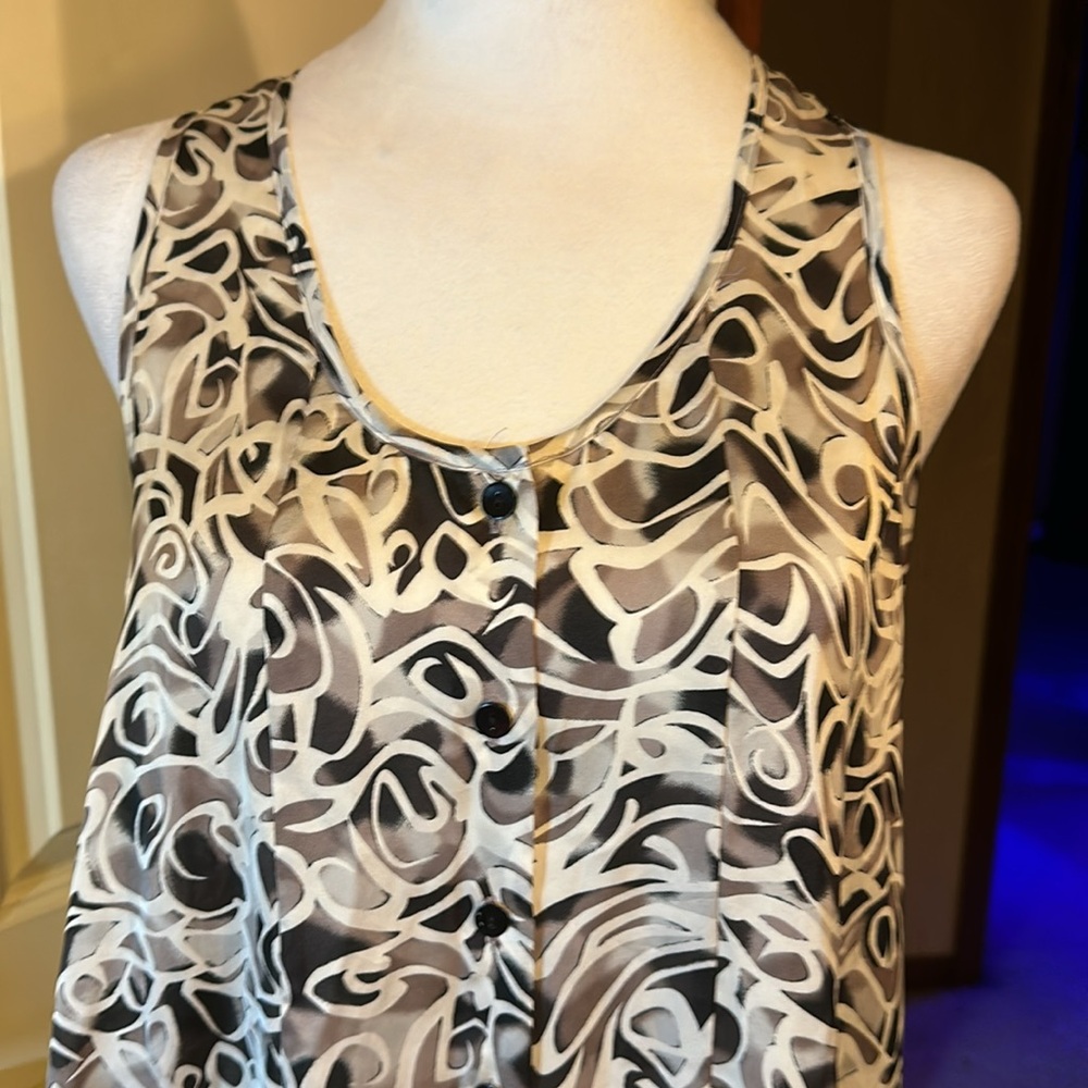 Black/grey& white geometric design button down front lace T back gently worn